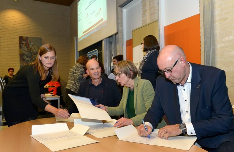 kerkrade-tekent-convenant-aanpak