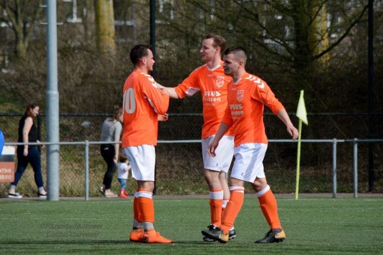 KVC Oranje felicitatie doelpunt 1
