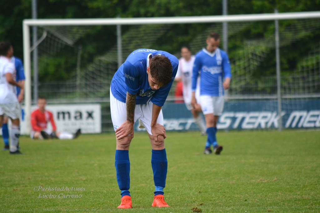 FC HOENSBROEK LAAT HET AFWETEN