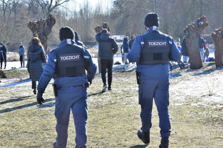 politie toezicht Weltervijver Toezicht 13-02-2021 DSC_6277