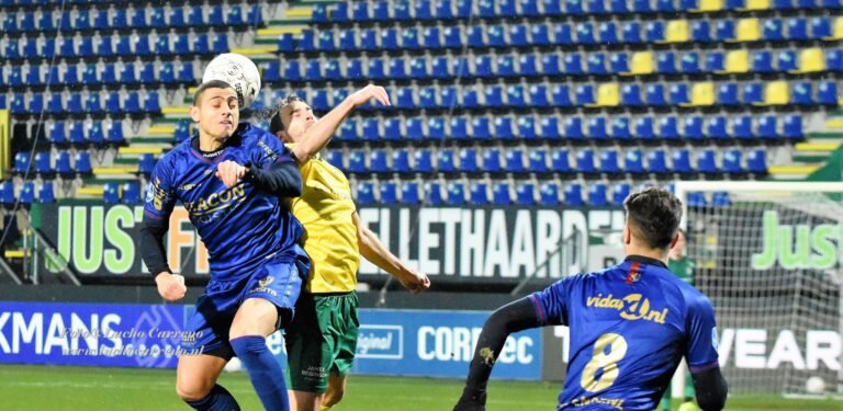 Fortuna Sittard lege tribunen Image00001