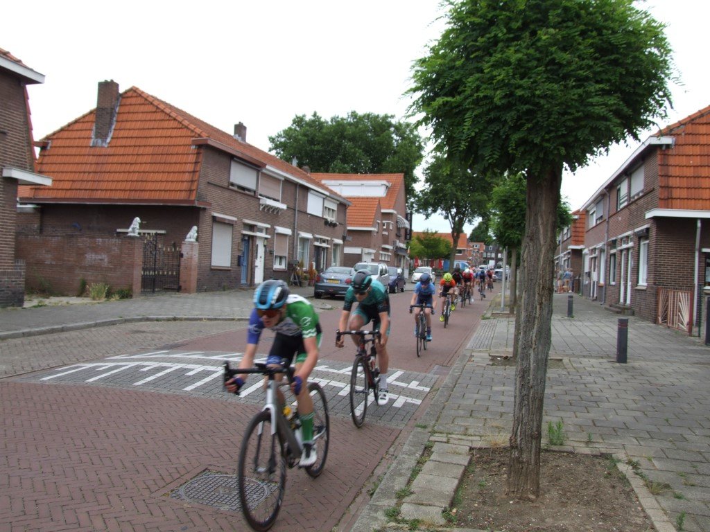 Geslaagde jeugdwielerronde Heksenberg 2022 Organisatie o.l.v. Max Pool, verdienen een welgemeend cha
