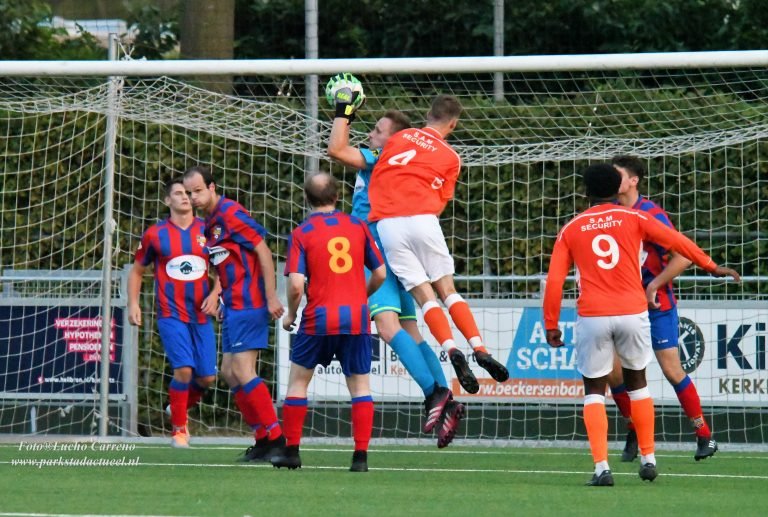 24 Augustus 2022 Oefenwedstrijd UOW’02 – KVC Oranje (1)
