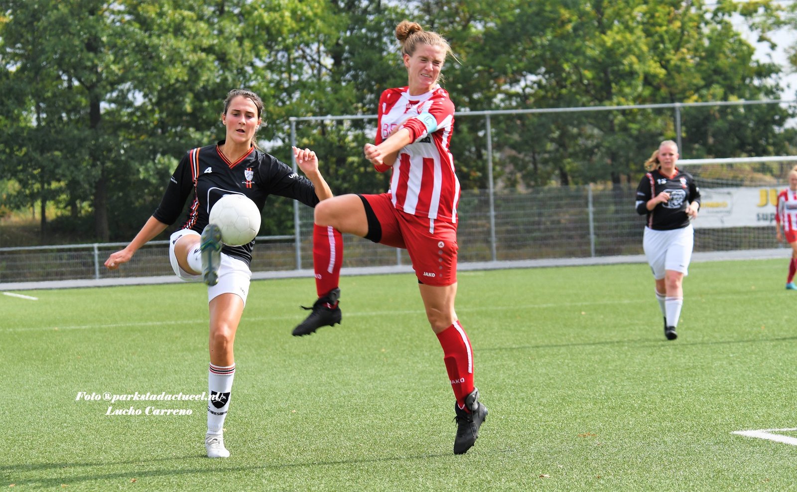 Schaesberg vrouwen belonen zichzelf.
