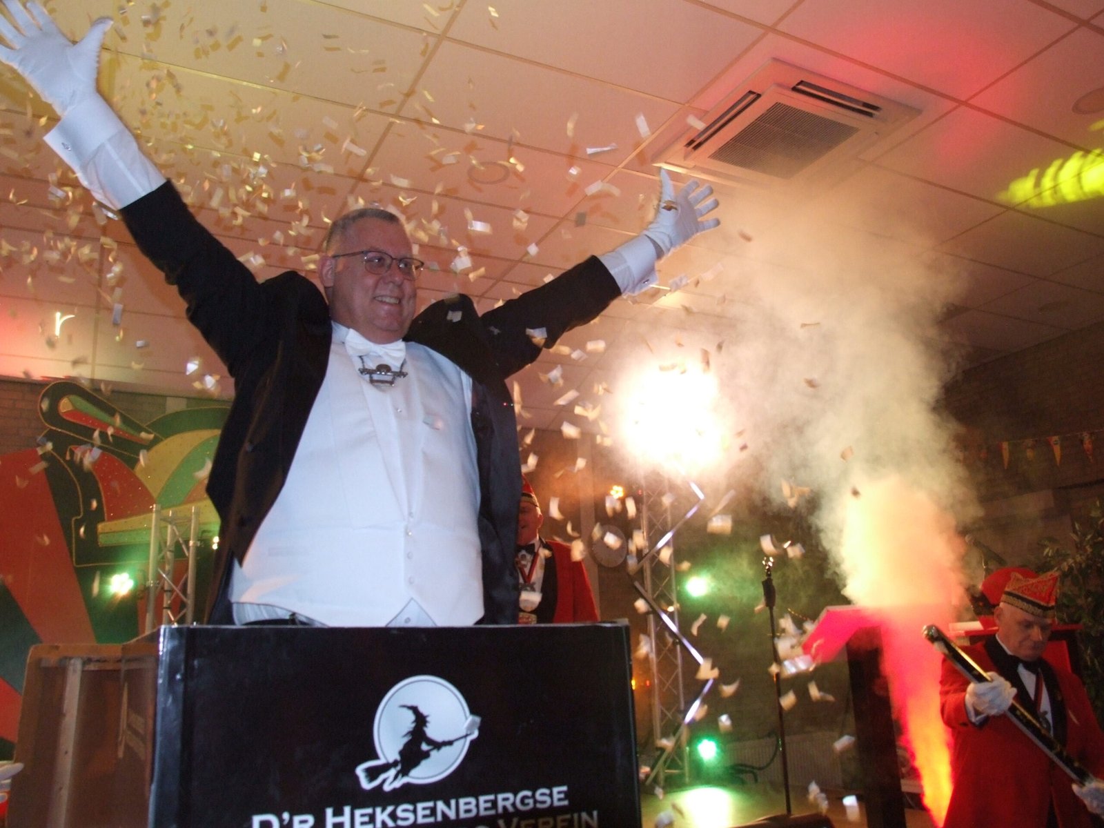D’r Heksenbergse Vasteloavends Verein presenteerde op grootse wijze pursang musicus André Falize als