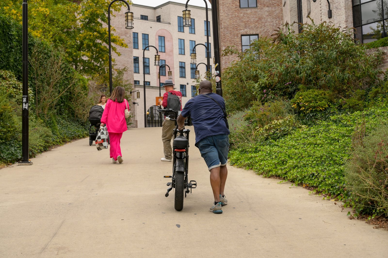 Strict Bicycle Inspection in Heerlen: Fines for Young and Old