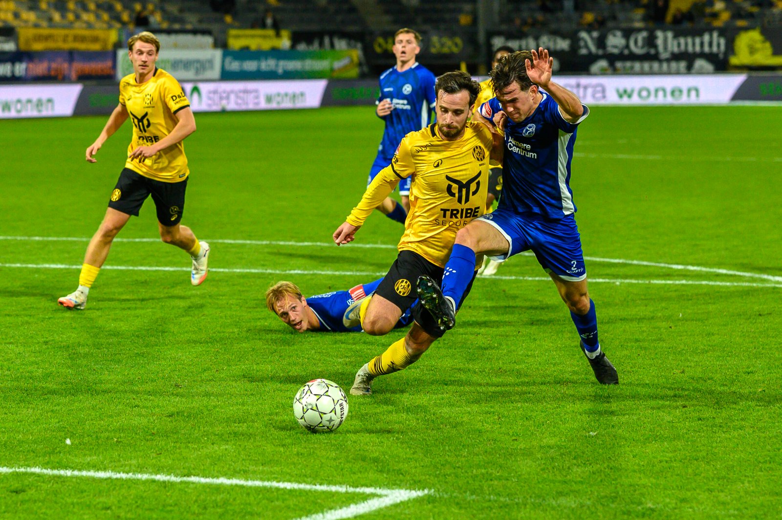 Roda JC wint verdiend van Almere City: 2-0