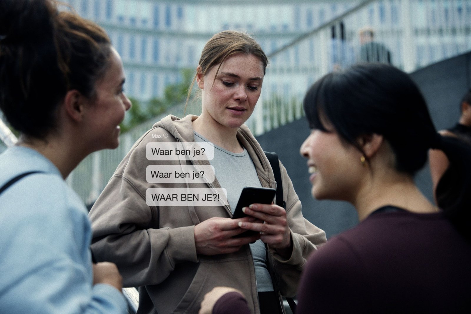 Anzeichen von Zwangskontrolle erkennen, um Femizid zu verhindern