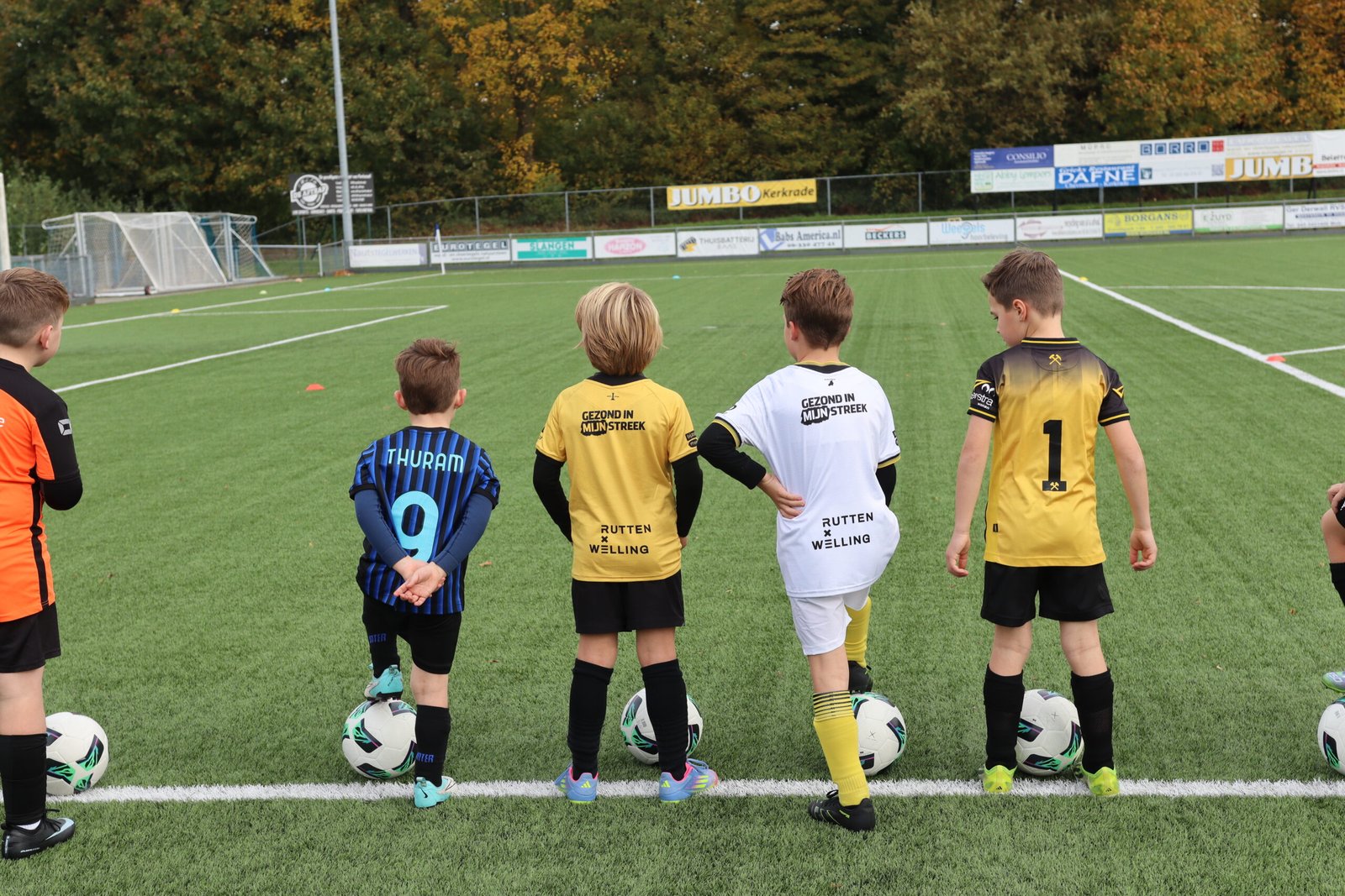 Roda JC Gezond in Mijn Streek Wijktoer start in Heerlen-Noord