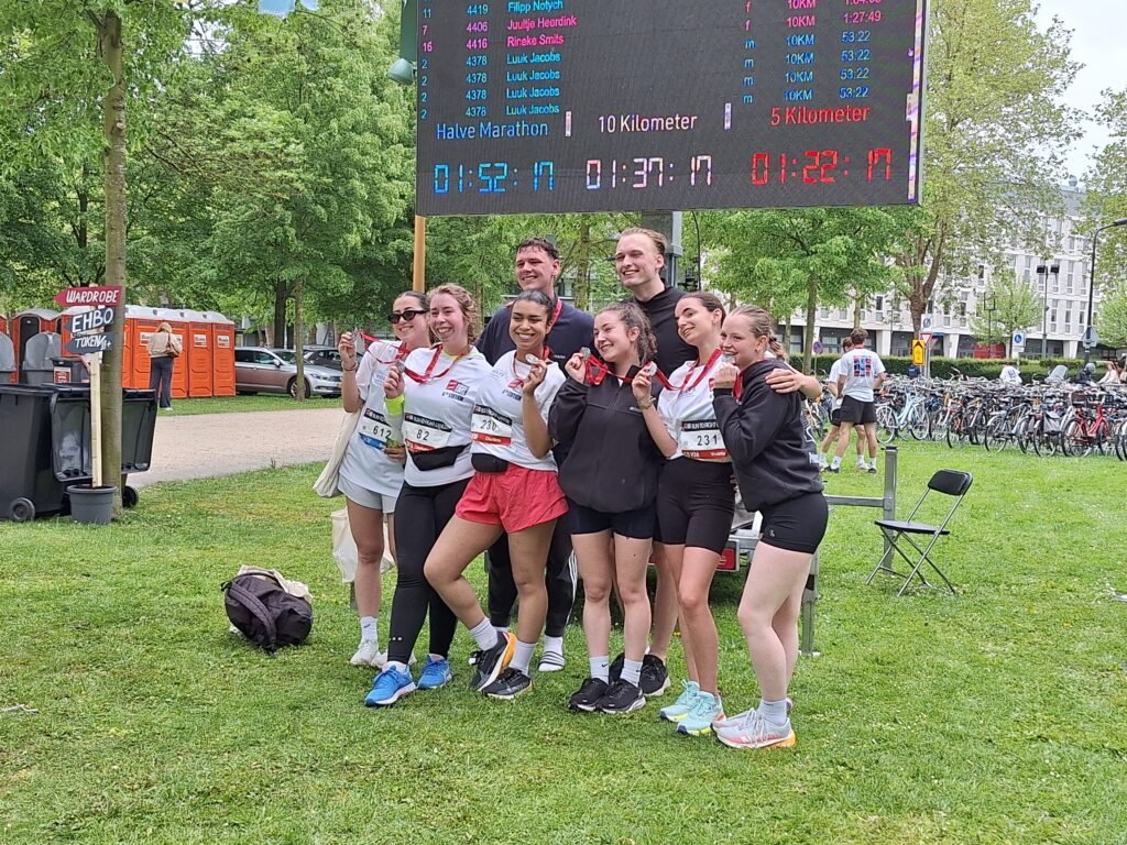 De zesde editie van Run to Fight Cancer in Maastricht heeft €180.503 opgehaald voor kankeronderzoek in het Maastricht UMC+. Ruim 900 deelnemers kwamen in actie tijdens het sportieve evenement.