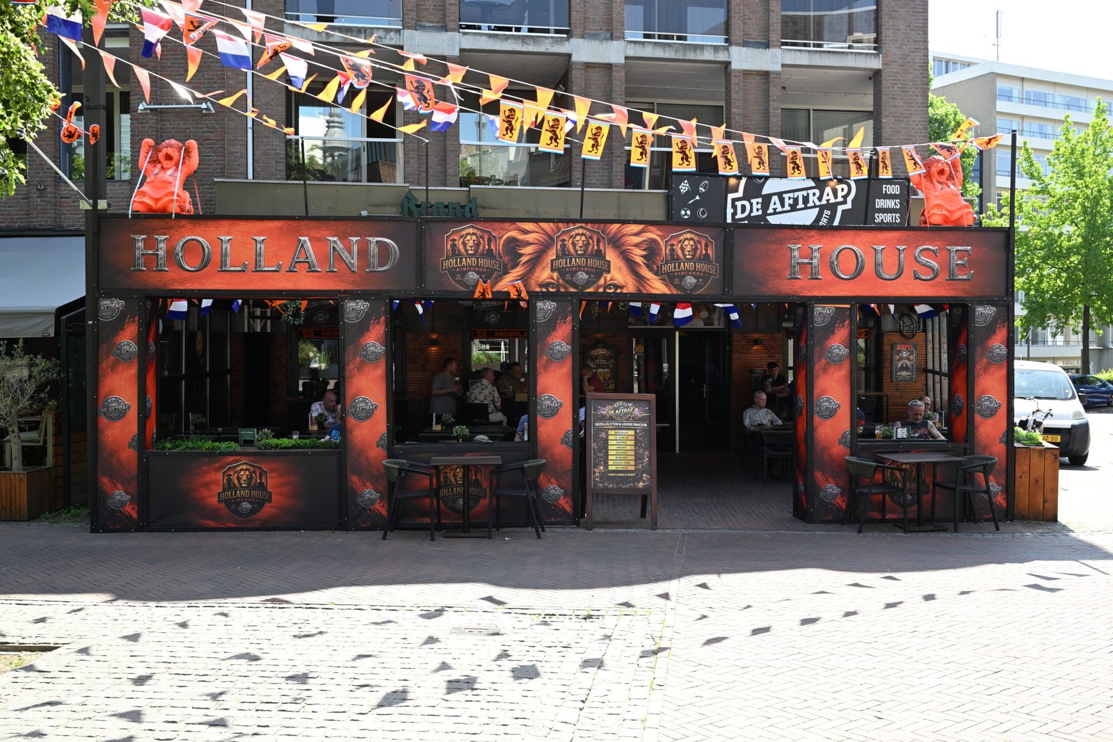 Uniek voor Parkstad: het ultieme Holland House strijkt neer in Kerkrade!