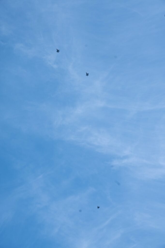 Four fighter jets also fly over Heerlen during Memorial Day commemoration