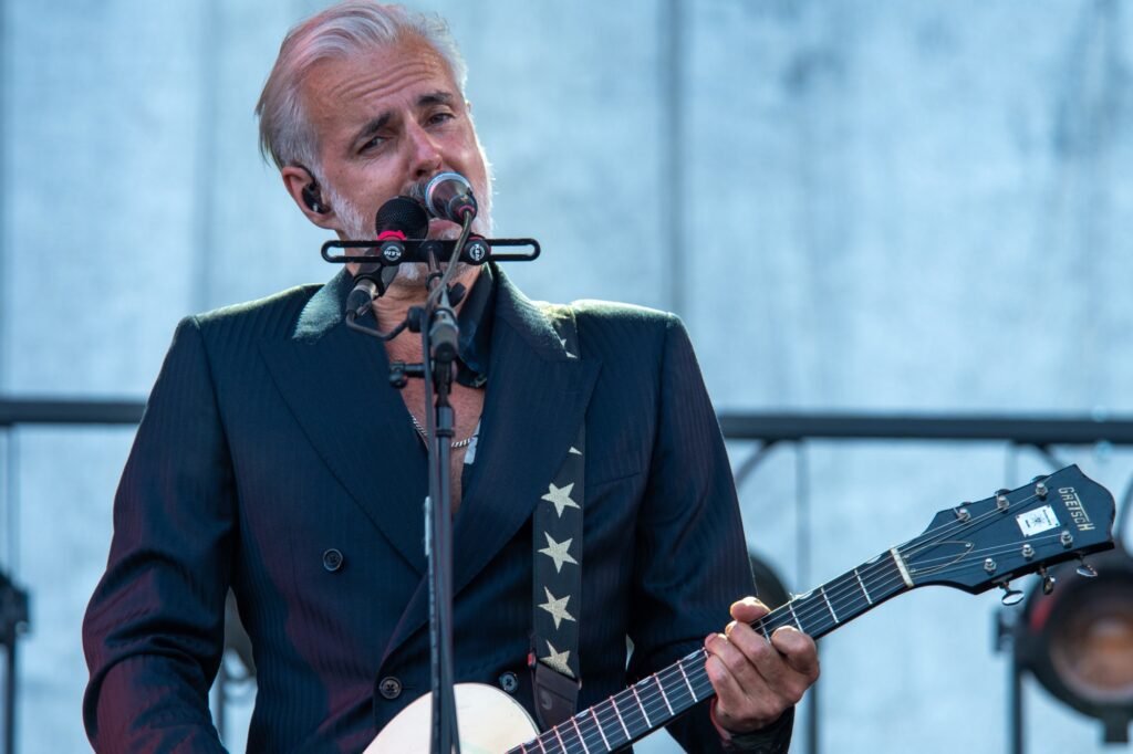Die belgische Rockband Triggerfinger heizt Pinkpop erneut ein.