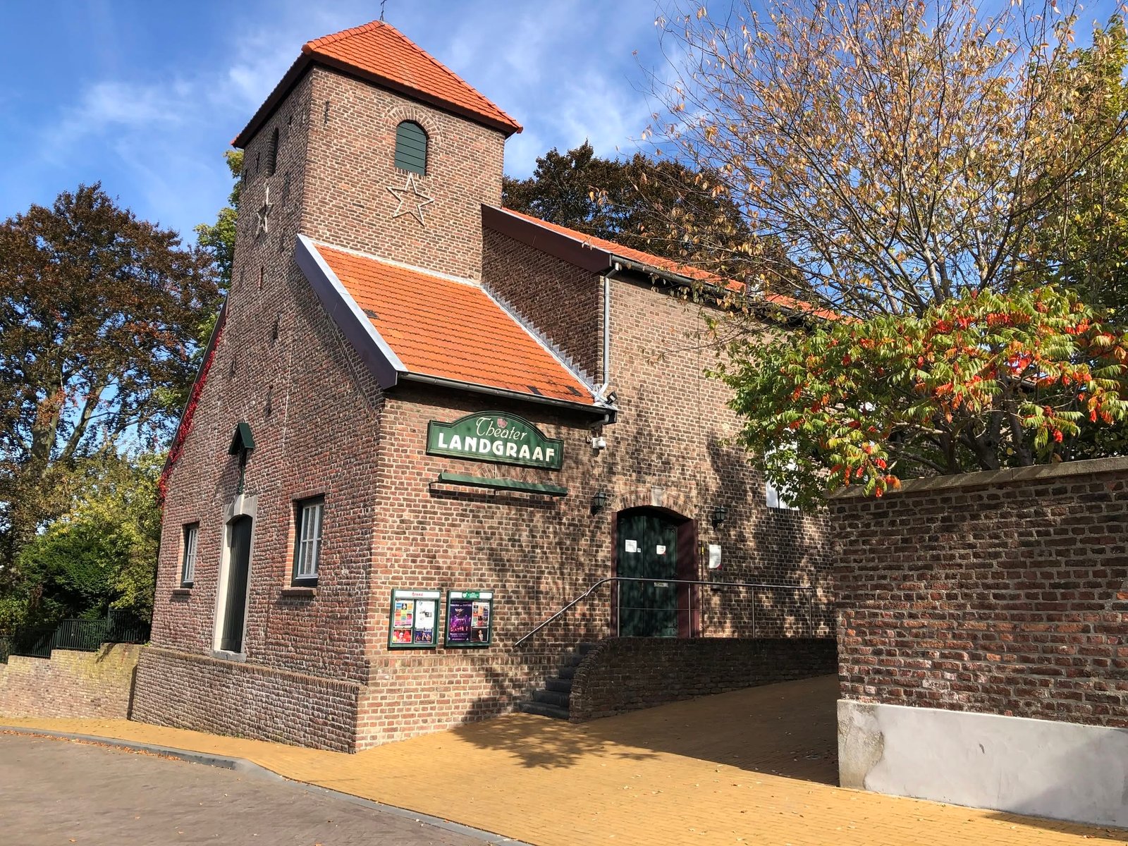 Theater duikt onverwacht op tijdens gratis Terras Theater in Landgraaf
