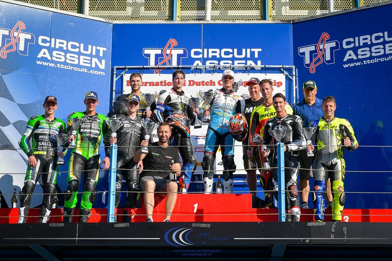 Milan Merckelbagh wint 7 Hours of Assen met MIB Team