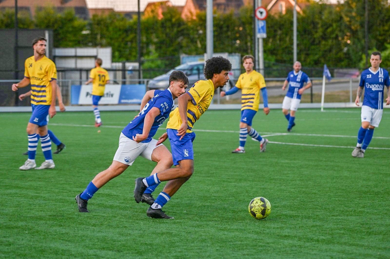 Zomers doelpuntenfestijn eindigt in 3-5 voor Bekkerveld