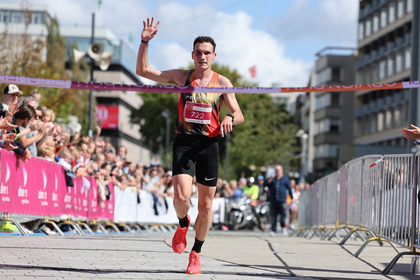 Topveld jaagt op parcoursrecord tijdens Obvion Run in Heerlen